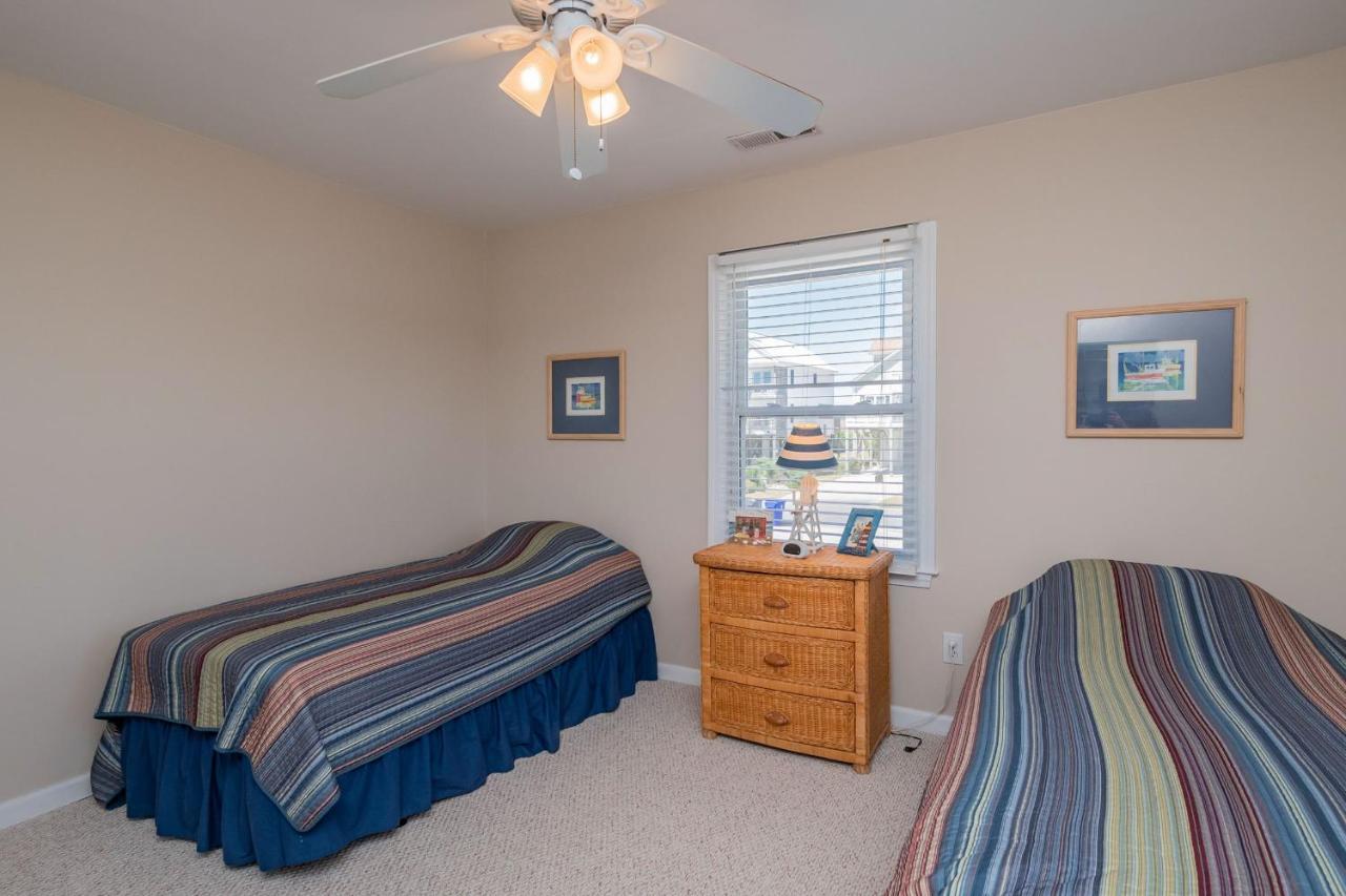 Katie Lou'S Place By Oak Island Accommodations Caswell Beach Εξωτερικό φωτογραφία